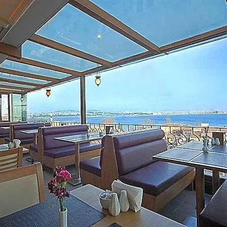Hotel Triton 4*