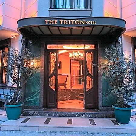 Triton & Boutique In The Old İstanbul