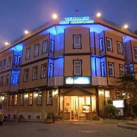 Szálloda Triton 4*