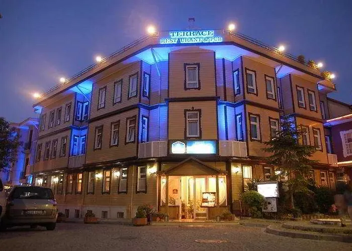 Отель Triton 4*